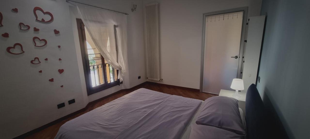 Crociali Apartment Bologna Luaran gambar