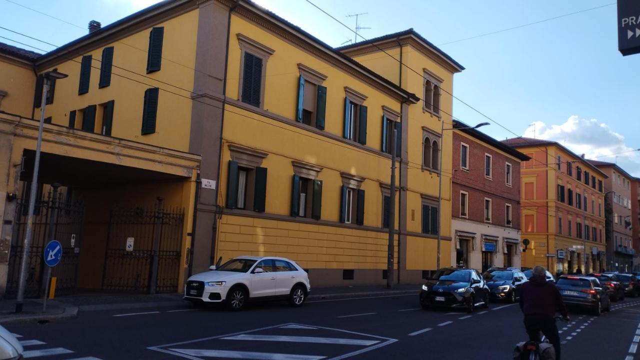 Crociali Apartment Bologna Luaran gambar