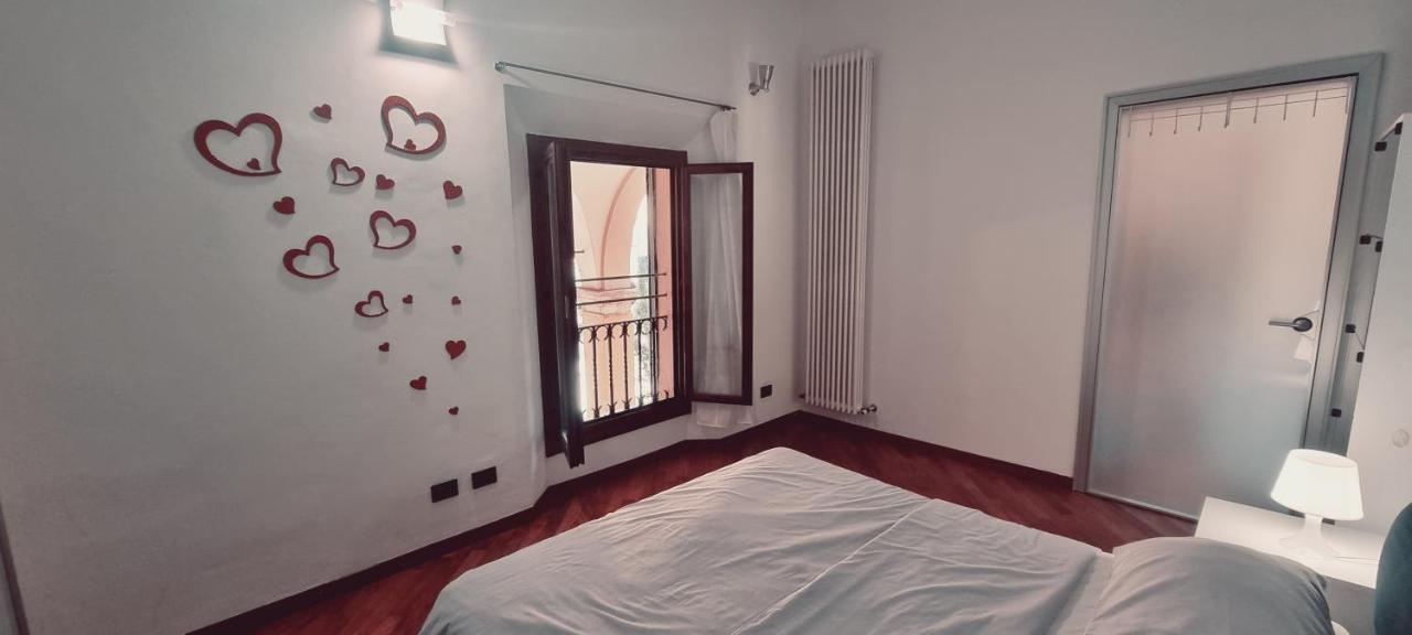 Crociali Apartment Bologna Luaran gambar