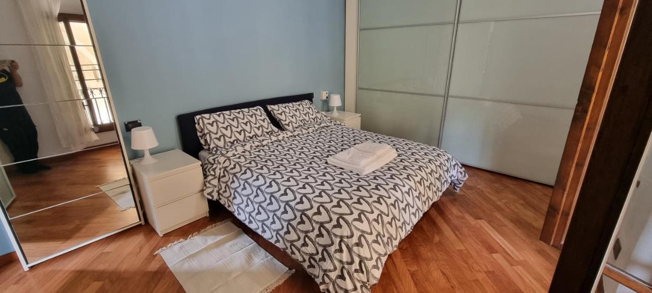 Crociali Apartment Bologna Luaran gambar